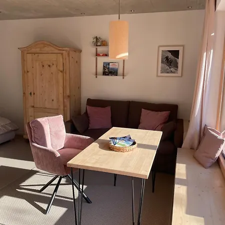 Schwarzer Spatz Vacation Apartamento